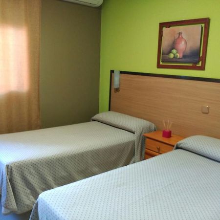 Hostal Ds Велия де Сан Антонио Екстериор снимка